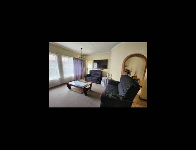 3 BEDROOM HOUSE FOR SALE IN DORANDIA